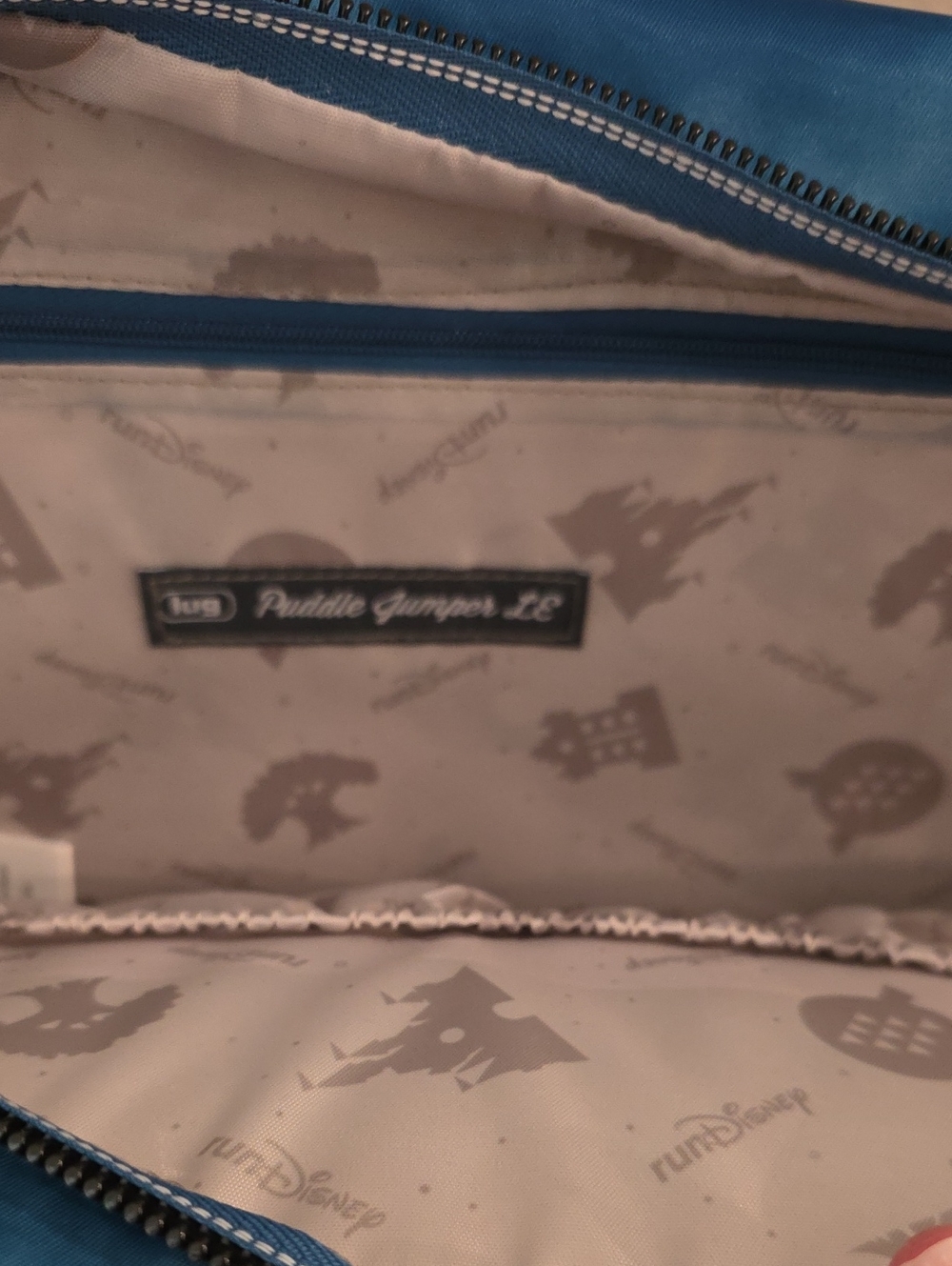 NWT. Lug Disney Puddle Jumper LE Convertible Tote Bag. RunDisney quilted bag - Picture 4 of 7